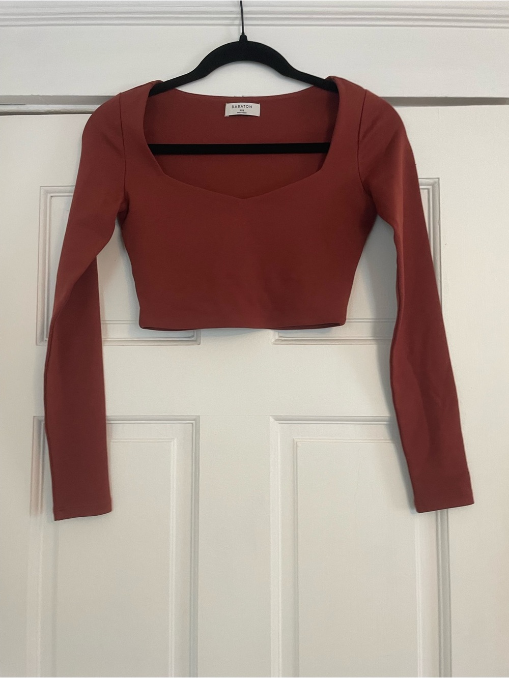 Babaton Rust Long-Sleeve Square Neck Crop Top- Size XXS